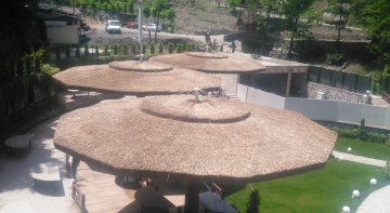 Kirpi Çatılar ve Kirpi Kamış Çatı Uygulaması
